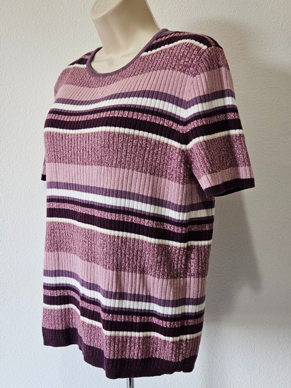 VINTAGE Laura Scott Striped Ribbed Knit Short Sleeve Sweater | Small to Medium - Picture 5 of 8